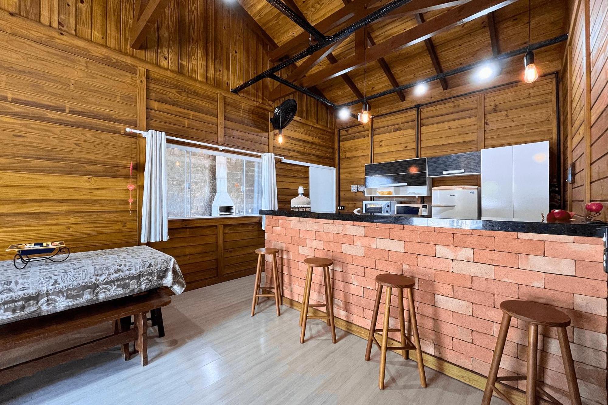 Rustic House - Prox Praia/betocarreiro * Penha (Santa Catarina)